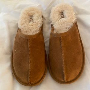 Brand new Uggs Keegan Suede Slide Slippers